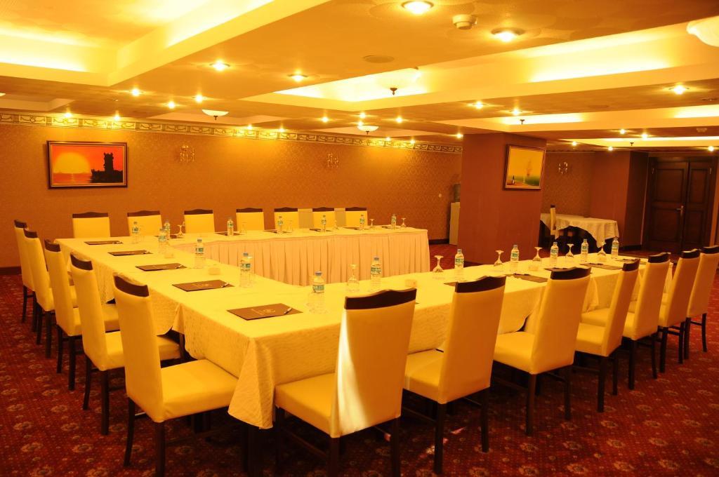 Royal Anka Hotel Ankara Exterior photo